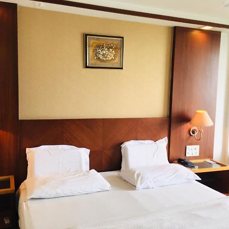 Hotel Jammu Ashok מראה חיצוני תמונה
