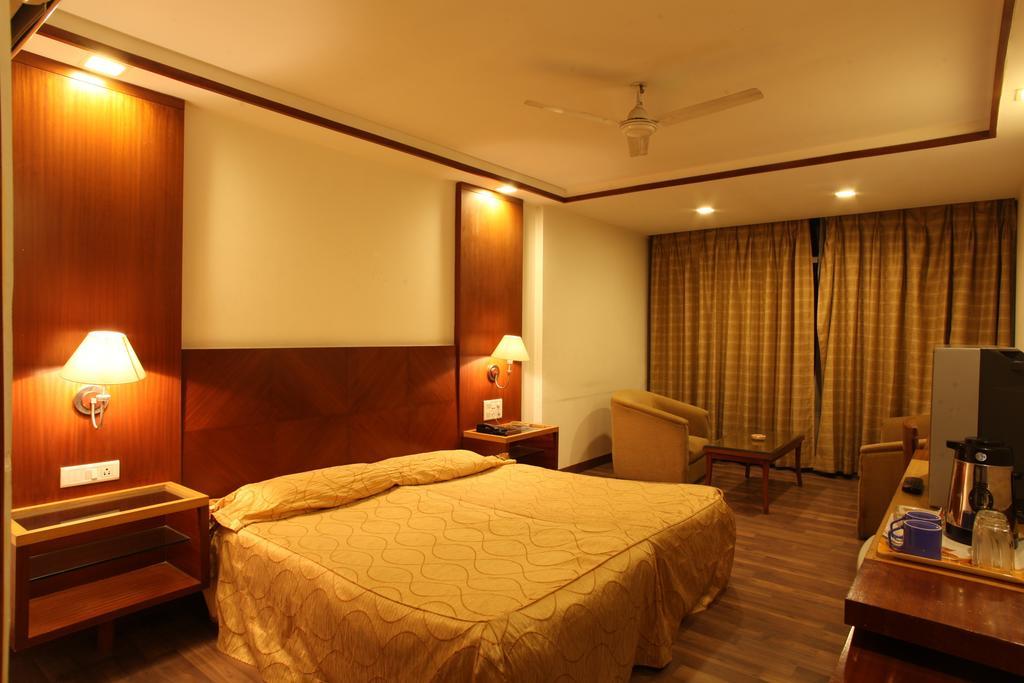 Hotel Jammu Ashok מראה חיצוני תמונה