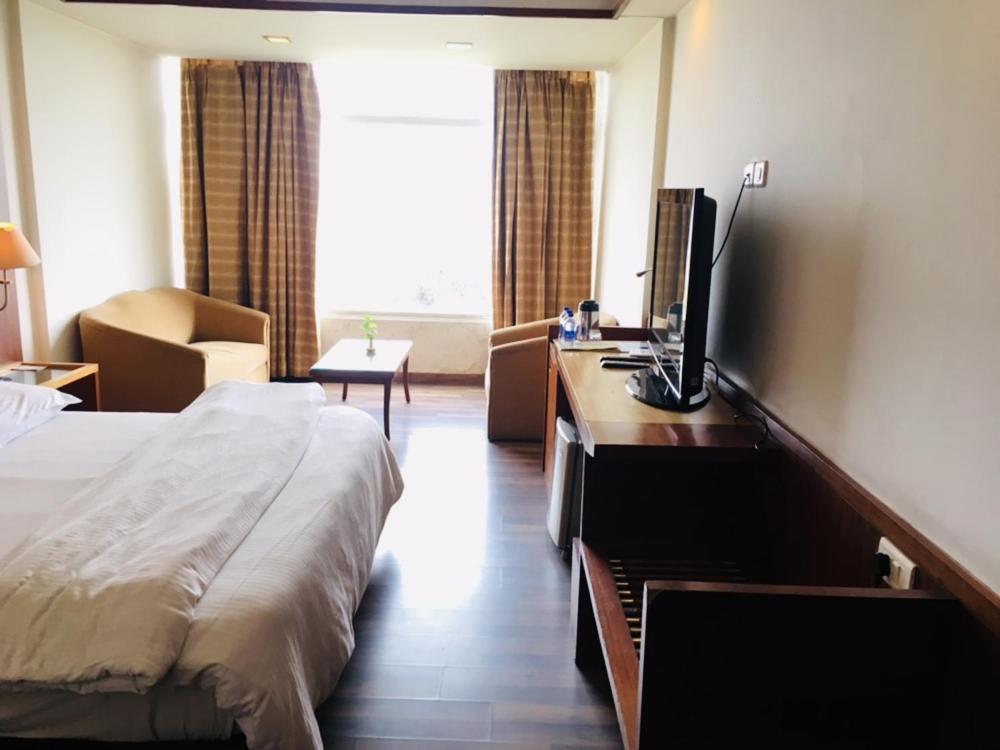 Hotel Jammu Ashok מראה חיצוני תמונה