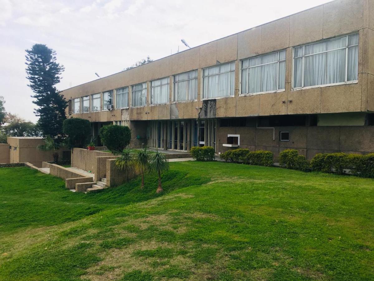 Hotel Jammu Ashok מראה חיצוני תמונה
